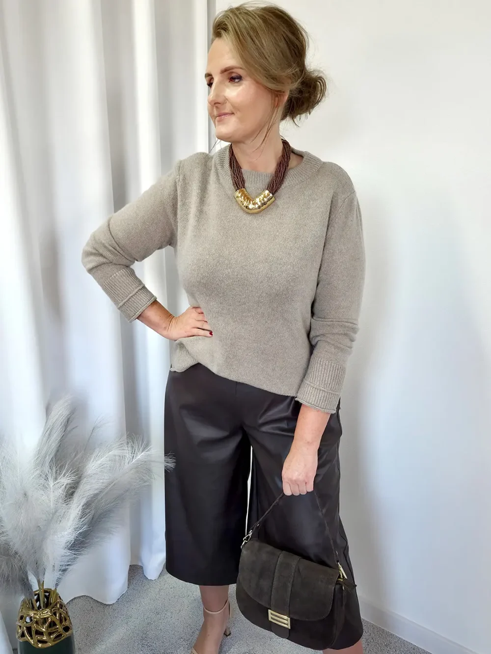 sweter z kaszmirem i wełną merino w kolorze jasnego beżu