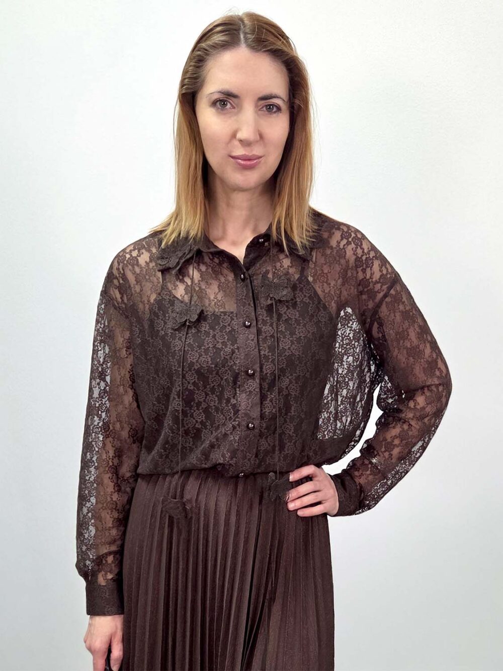 czekoladowa bluzka z siatki we wzory